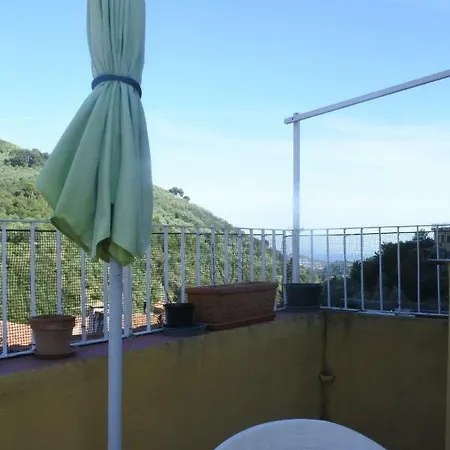 La Terrazza Sul Borgo Appartement *